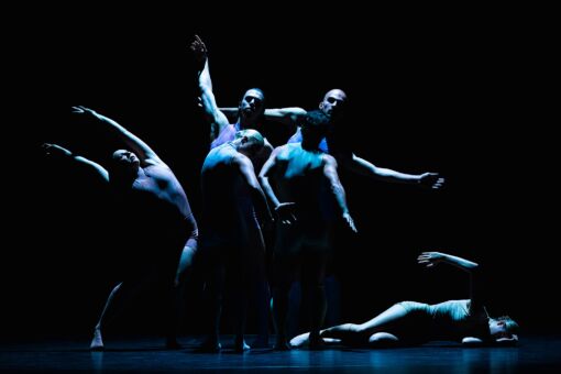 HOLLAND DANCE