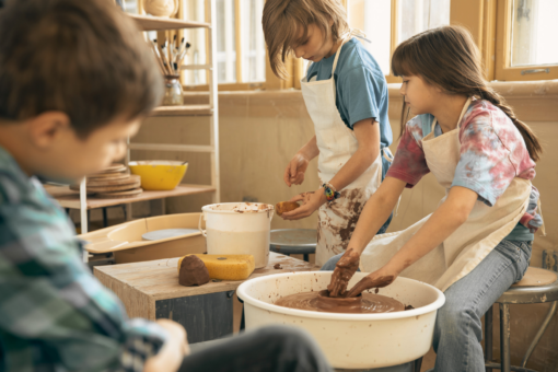 Keramiek – Draaien & Handvormen (7-12 jaar)